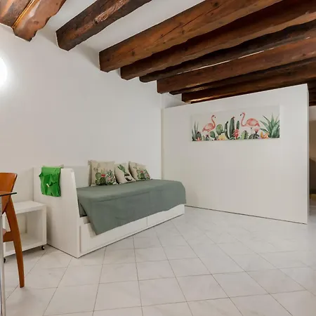 Apartmán Guesthost - Comfy In The Heart Of *